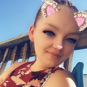 Meet your Posher, Cassie